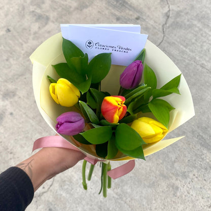 Ramo 5 Tulipanes